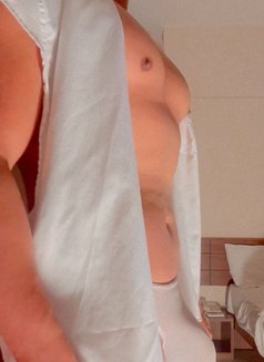 CA Qualified - Acompañantes masculino in Karāchi Photo 4 of 4