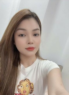 Cà Rốt - puta in Hanoi Photo 1 of 4