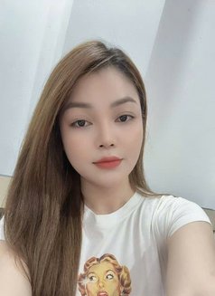 Cà Rốt - puta in Hanoi Photo 4 of 4