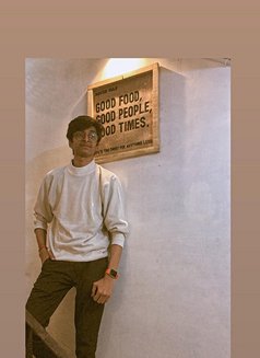 Ca Romeo - Male escort in Kolkata Photo 1 of 2