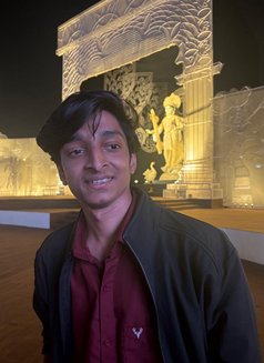 Ca Romeo - Male escort in Kolkata Photo 2 of 2