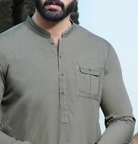 Rocky - masseur in Muscat
