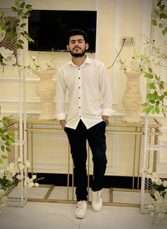 Ca Toper - Male escort in Islamabad Photo 1 of 3