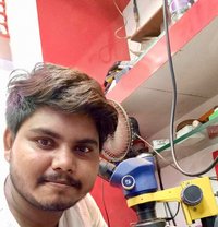 Ca Toppe R - escort in Surat