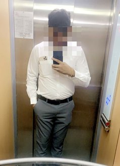 Ca Topper - Male escort in Kolkata Photo 1 of 1