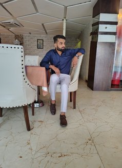 Ca Topper - Male escort in Bangalore Photo 1 of 2