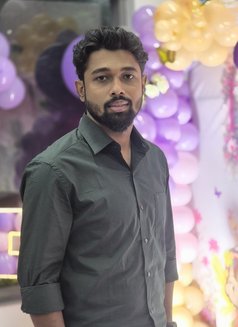 MR. ENGG Satisfy must - Male escort in Kolkata Photo 2 of 6
