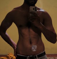 Ca Topper - Acompañantes masculino in Gurgaon