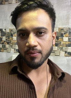Ca Topper - masseur in Kolkata Photo 5 of 5