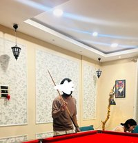CA topper - Acompañantes masculino in Kolkata