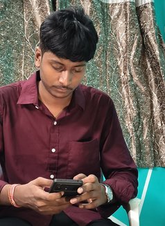 Ca Topper - Intérprete masculino de adultos in Pune Photo 6 of 9