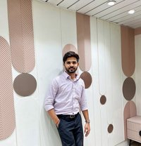 Ca Topper - Male escort in Surat