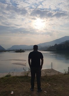 Ca Topper - Acompañantes masculino in Kathmandu Photo 1 of 1