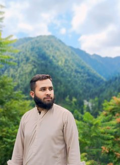 Ca Topper - Male escort in Lahore Photo 1 of 1