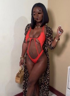 Cabrel & Carla Couple Bi - puta in Sharjah Photo 1 of 2