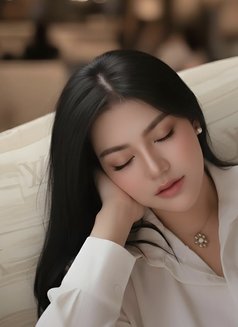 Caca - escort in Singapore Photo 17 of 17