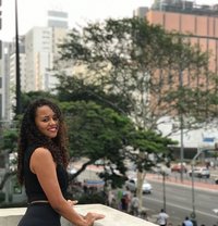 Annie Massage Therapist and Luxury Escor - Masajista in São Paulo