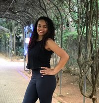 Annie Massage Therapist and Luxury Escor - Masajista in São Paulo