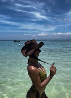 Cacil - Transsexual escort in Bali Photo 3 of 5