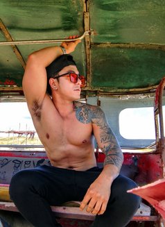 Cain - Acompañantes masculino in Manila Photo 8 of 12