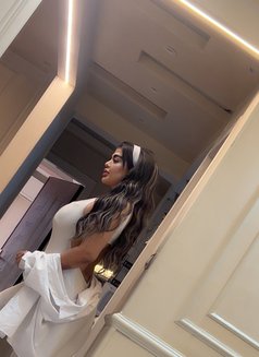 Cairo - escort in Cairo Photo 1 of 5