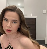 Cairra - escort in Vancouver