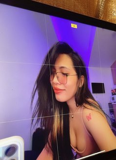 Caitlyn for Cumshow - Acompañantes transexual in Manila Photo 8 of 12