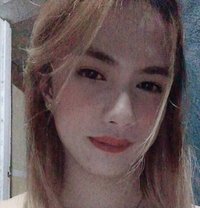 Caitriona Kate - Transsexual escort in Manila