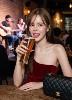 Cake - Transsexual escort in Phitsanulok Photo 5 of 7