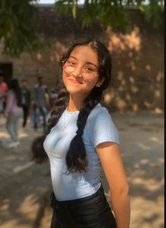 Calangute Call Girls in Goa 9253/466/129 - escort in Candolim, Goa Photo 12 of 30