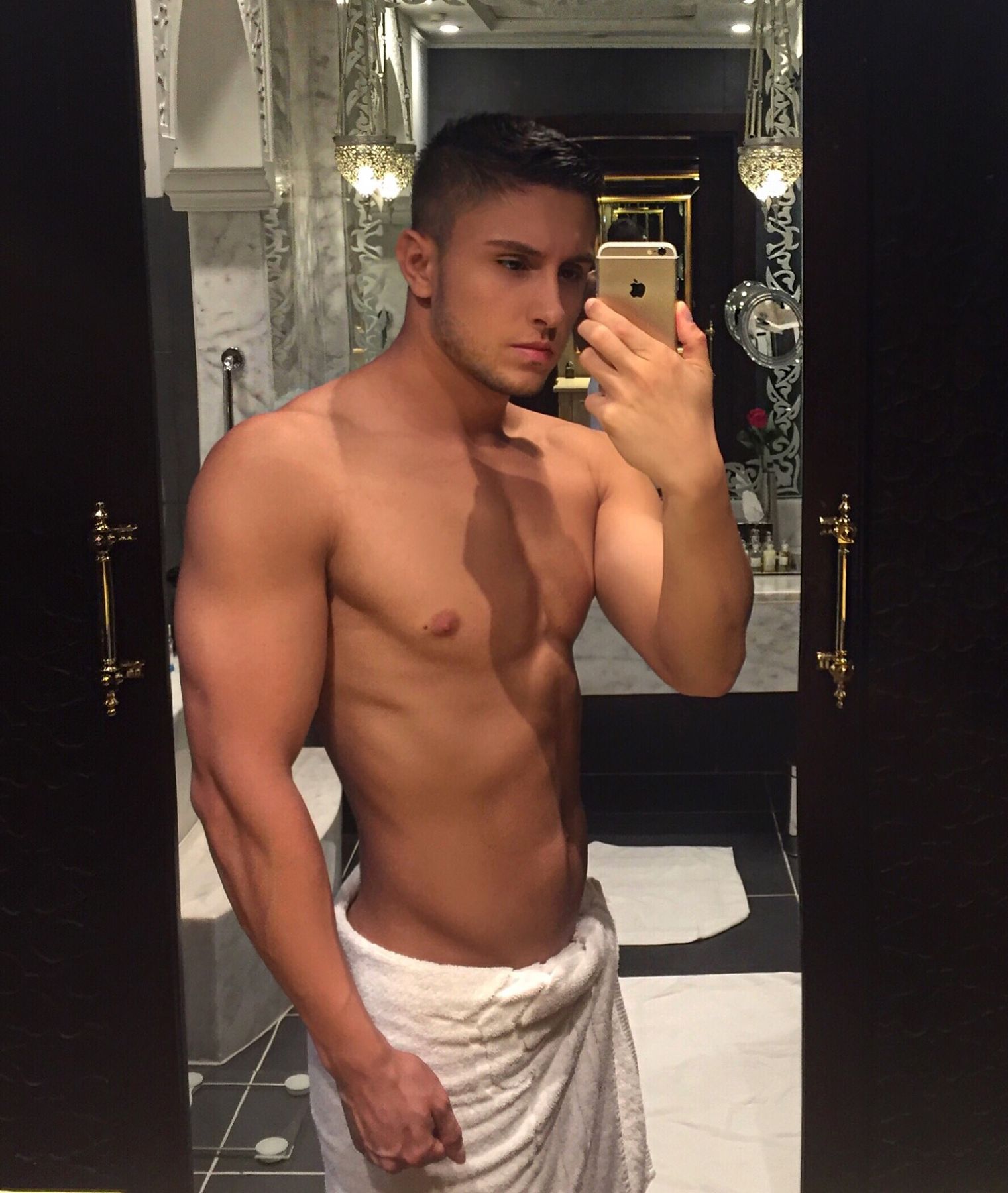 Caleb King, Bulgarian Male escort in Dubai