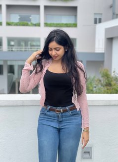 Calicut Adult Escort Service - puta in Kozhikode Photo 2 of 2