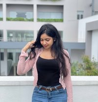 Calicut Adult Escort Service - puta in Kozhikode Photo 2 of 2