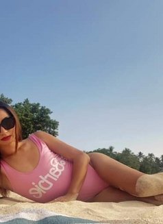 Caliii - Transsexual escort in Manila Photo 2 of 8