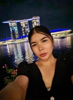 Calistah Miller - puta in Singapore Photo 5 of 8