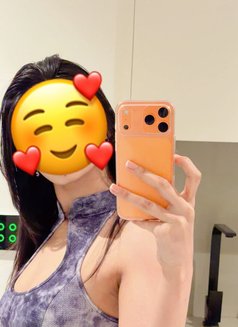 Call Alisha Dubai Vip Indian Girls - escort in Sharjah Photo 2 of 5