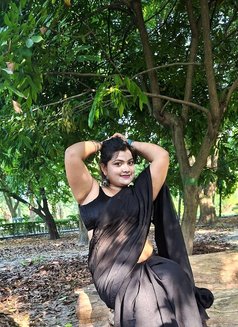 Call Boy Akash - Male escort in Kolkata Photo 1 of 8