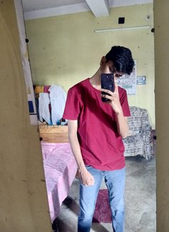 Call Boy Irfan - Male escort in Kolkata Photo 3 of 6