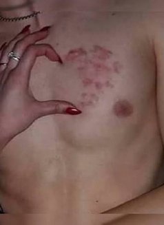 Call Boy Riyadh - Male escort in Riyadh Photo 1 of 4