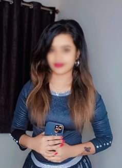 Call Divya to Book a Girl - puta in Bangalore Photo 2 of 5