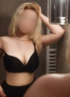 Call Girl Escort Services Malviya Nagar - escort agency in New Delhi Photo 1 of 1