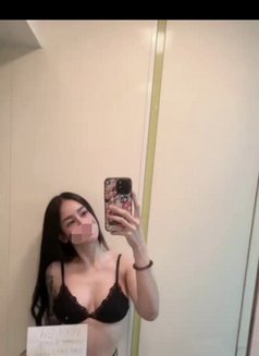 Vvip call girl sia(only outcall) - masseuse in Seoul Photo 2 of 7