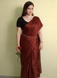 Call Girl Service/ Escorts Service in Pu - escort in Pune Photo 2 of 5
