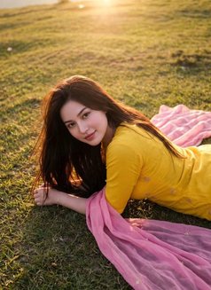 Call Girls Booking Available Safdarjung - puta in New Delhi Photo 2 of 6