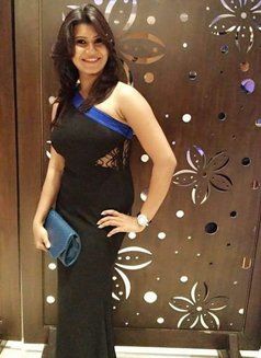 Call Girls in Connaught Place - escort in New Delhi Photo 2 of 2