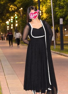 Call Girls in Delhi 5★star Premium Hotel - puta in New Delhi Photo 3 of 3