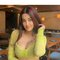 Call Girls in Delhi 971121 v I P 3 O48 - puta in New Delhi Photo 2 of 4