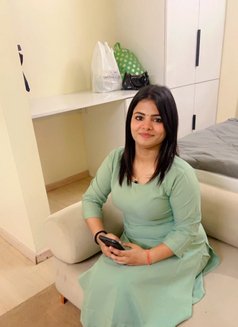 Call Girls in Gurgaon - escort in Gurgaon Photo 2 of 3
