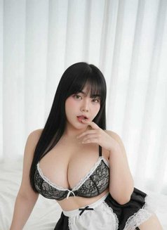 Call me JR - Transsexual escort in Khobar Photo 3 of 6