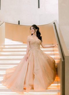 Call me Kim, I know what man’s need - escort in Kuala Lumpur Photo 26 of 30
